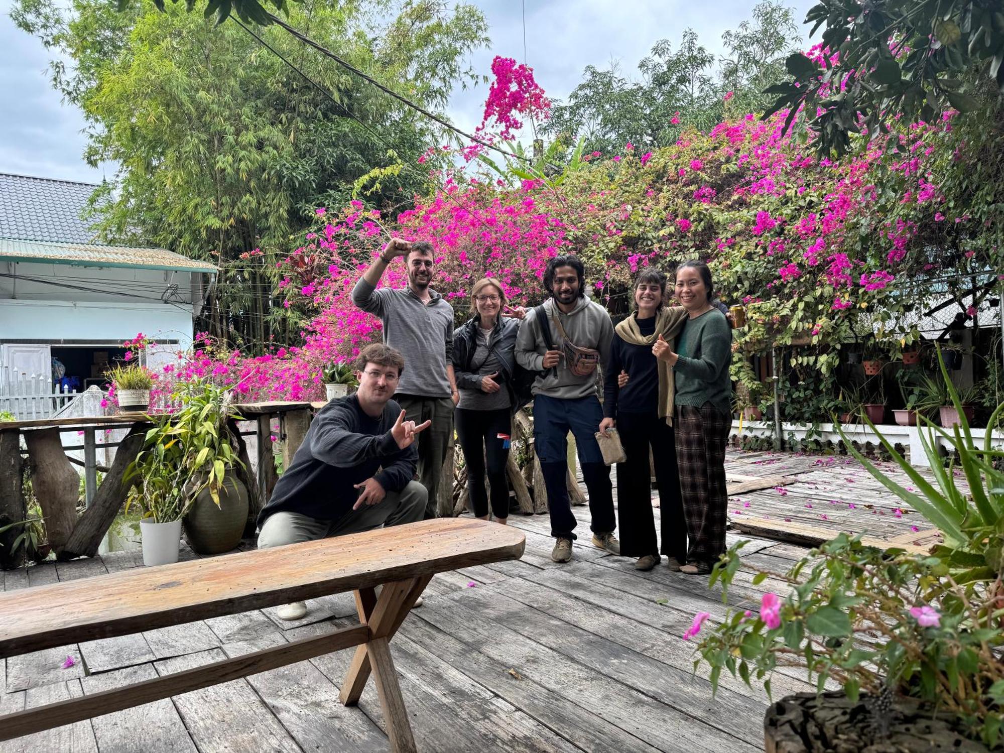Minh Ngoc Homestay Dien Bien Phu Ban Him Lom Exterior photo